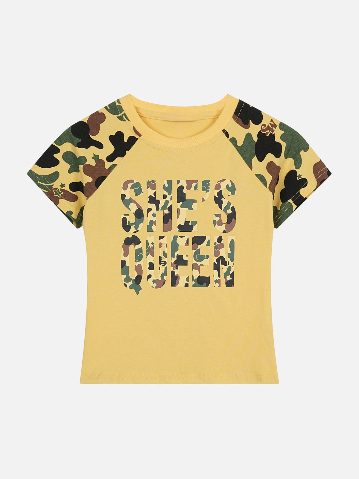 Haaura SHE'S QUEEN Graphic Tee