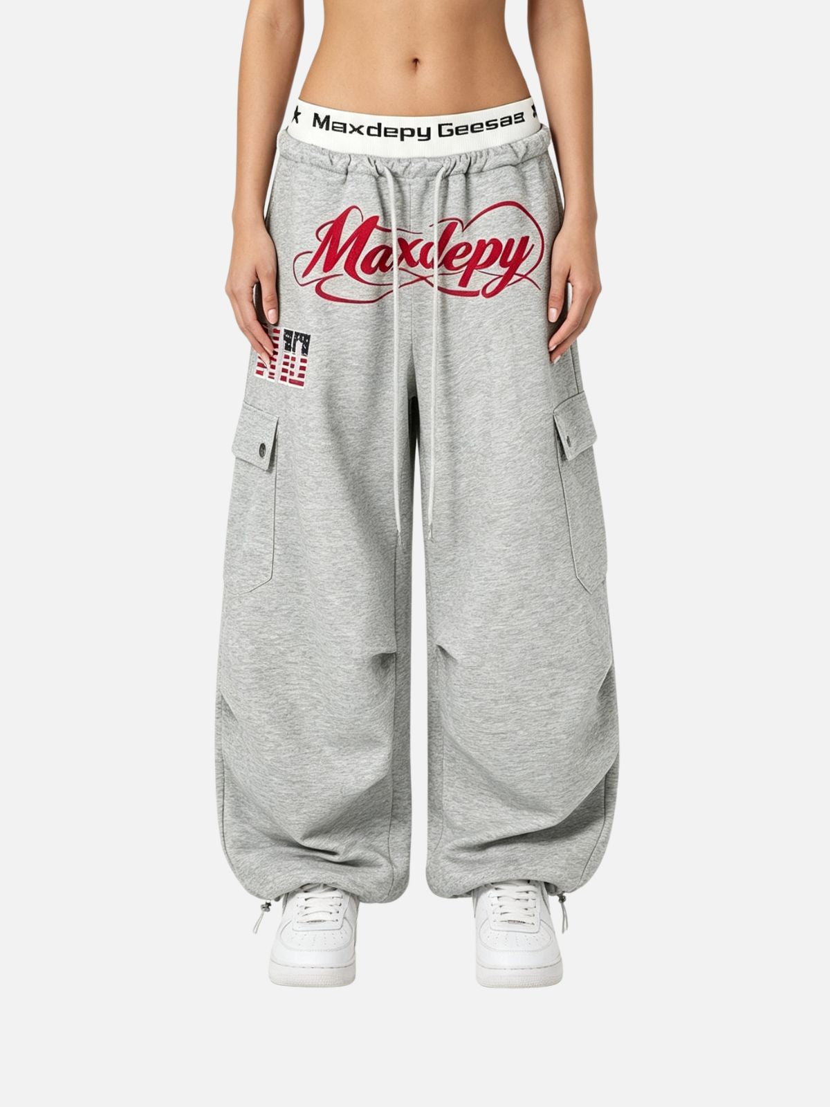 Haaura Contrast Waist Graphic Cargo Sweatpants