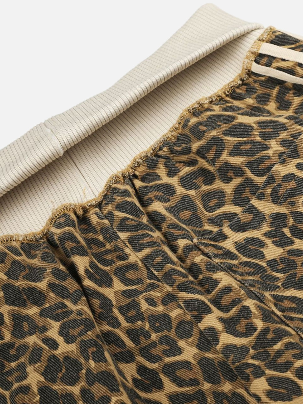 Haaura Contrast Waist Leopard Sweatpants