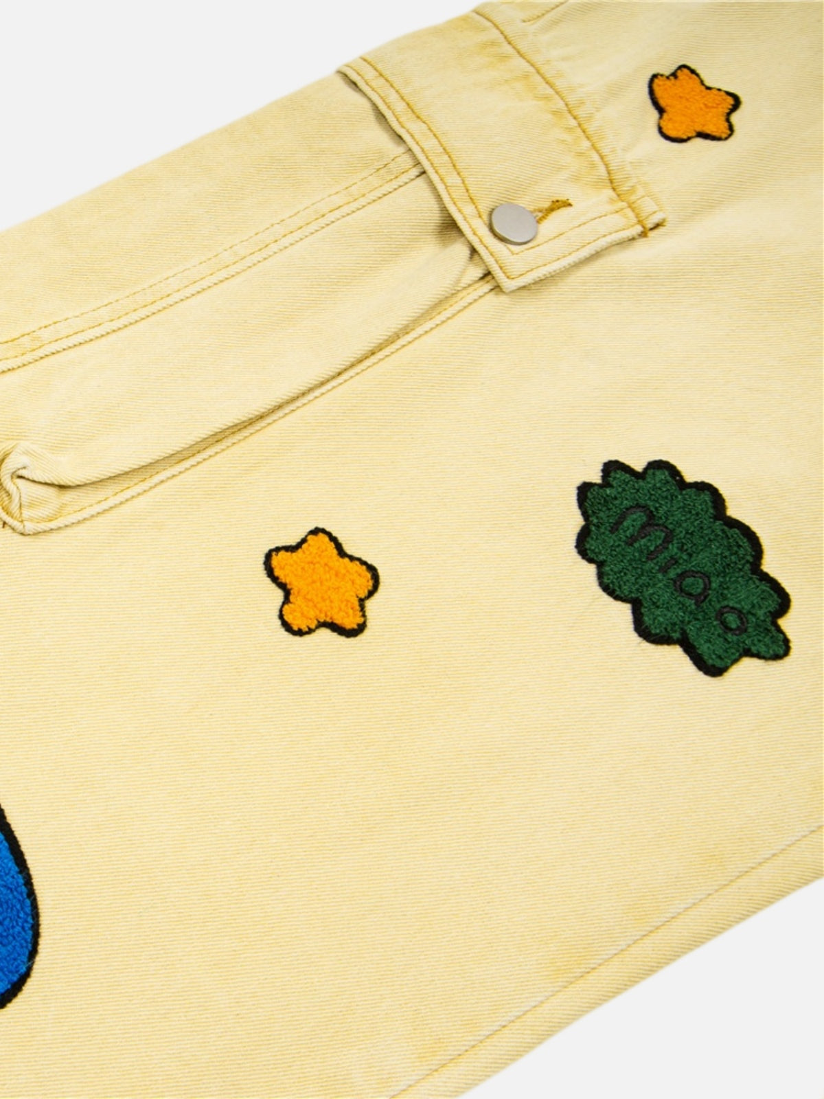 Haaura Cartoon Patch Cargo Baggy Jeans