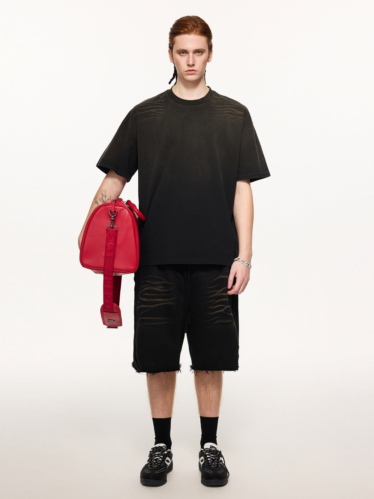 Haaura Gradient Washed Tee