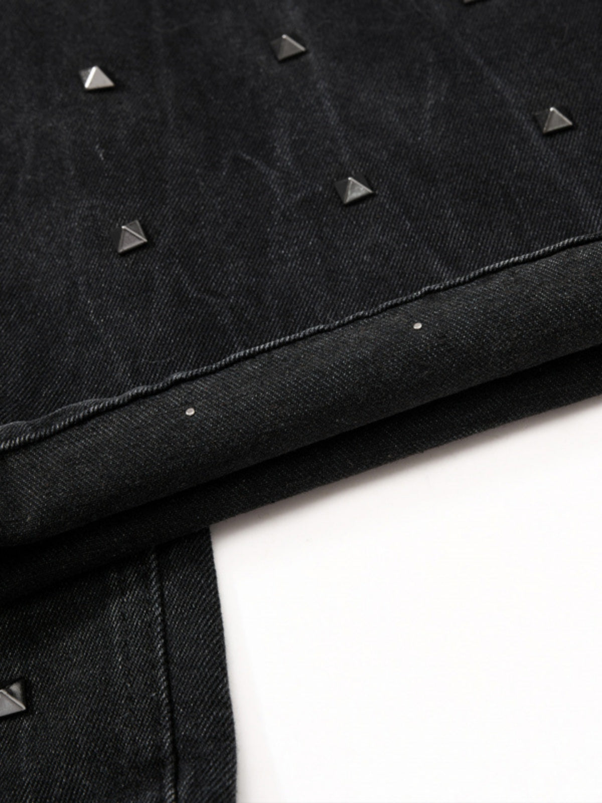 Haaura Baggy Vintage Washed Studded Jeans