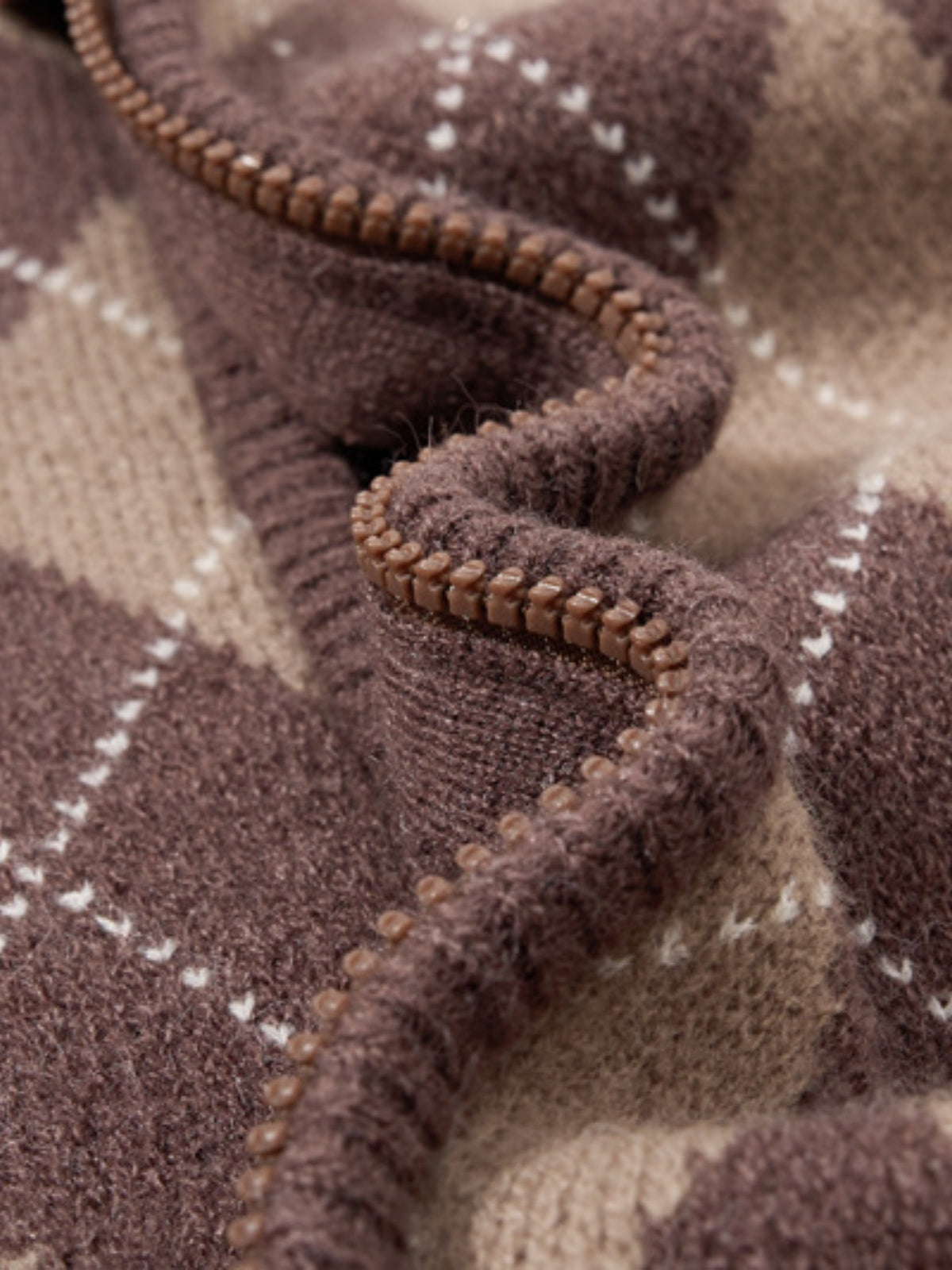 Haaura Argyle Zip Up Cardigan