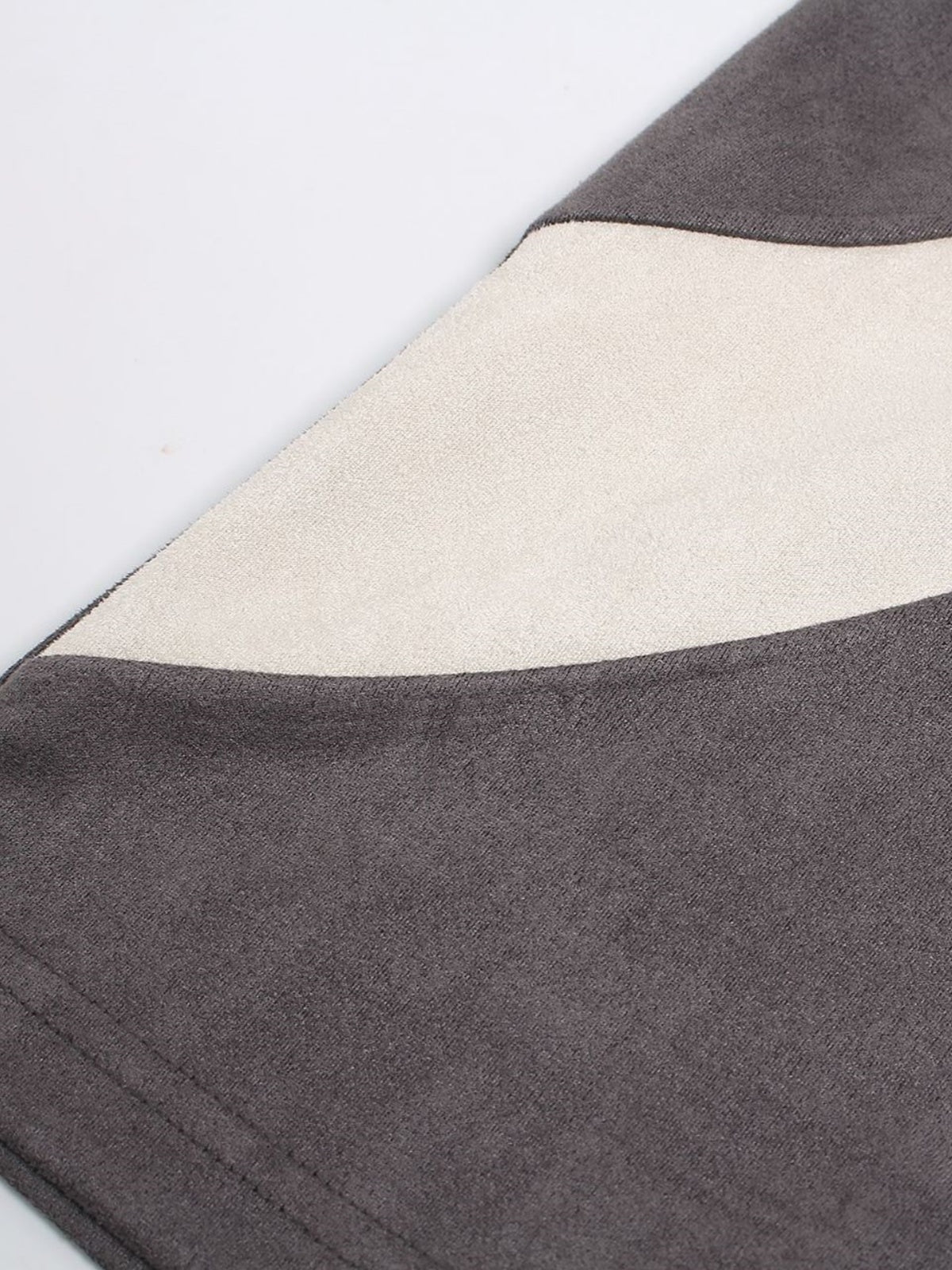 Haaura Contrast Panel Tee