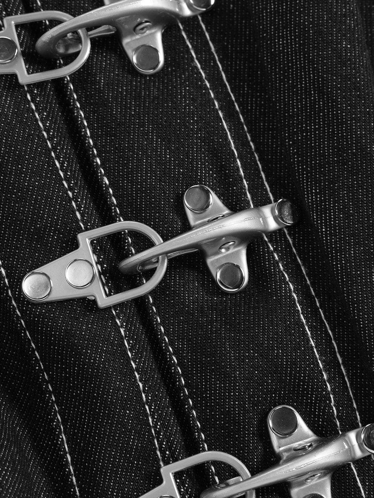 Haaura Metal Button Raw Baaggy Barrel Jeans