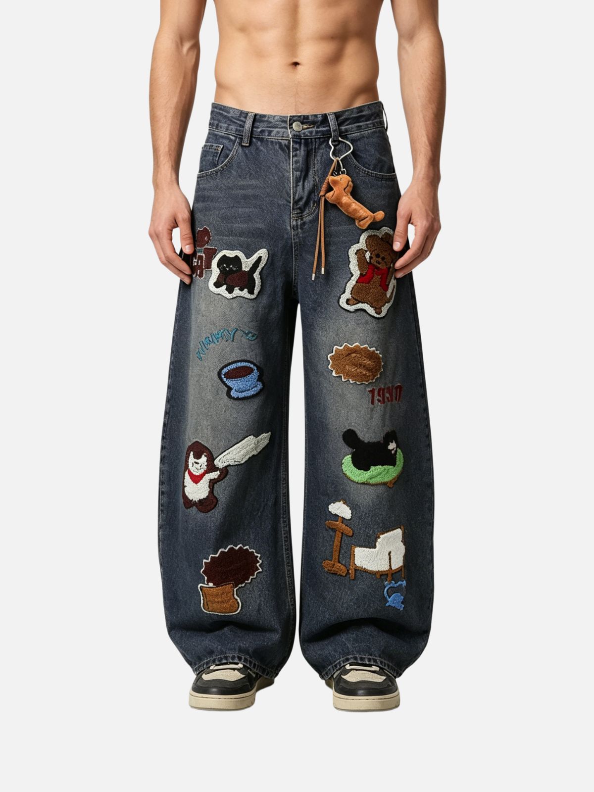 Haaura  Animal Applique Embroidery Barrel Jeans