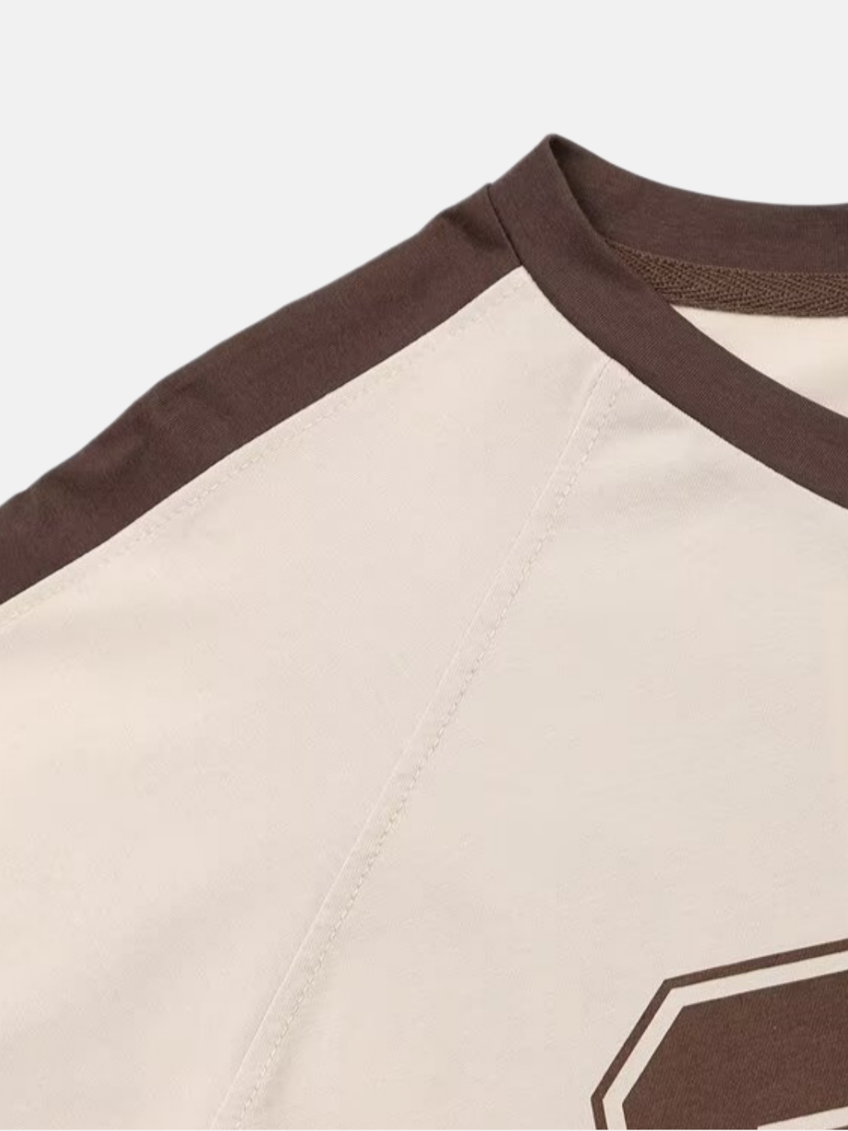 Haaura 80 Graphic Contrast Trim Tee
