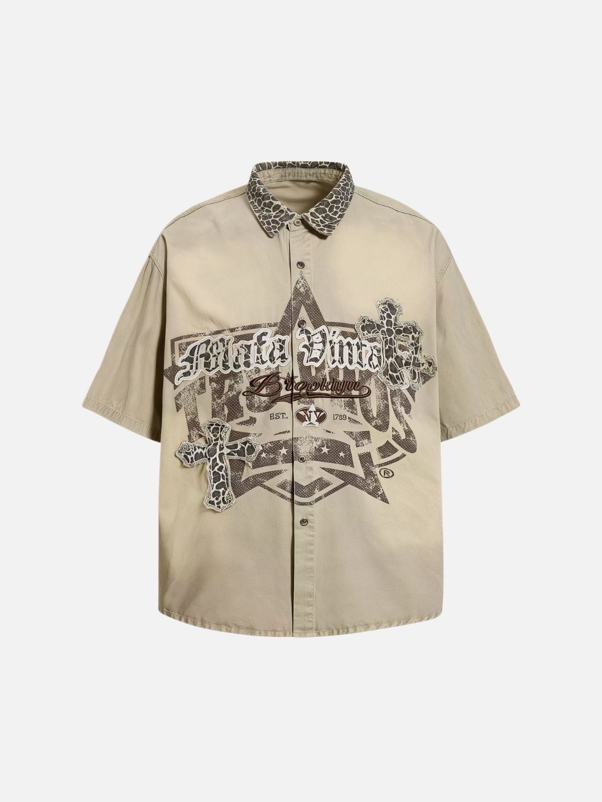 Haaura Boxy Leopard Contrast Collar Graphic Shirt