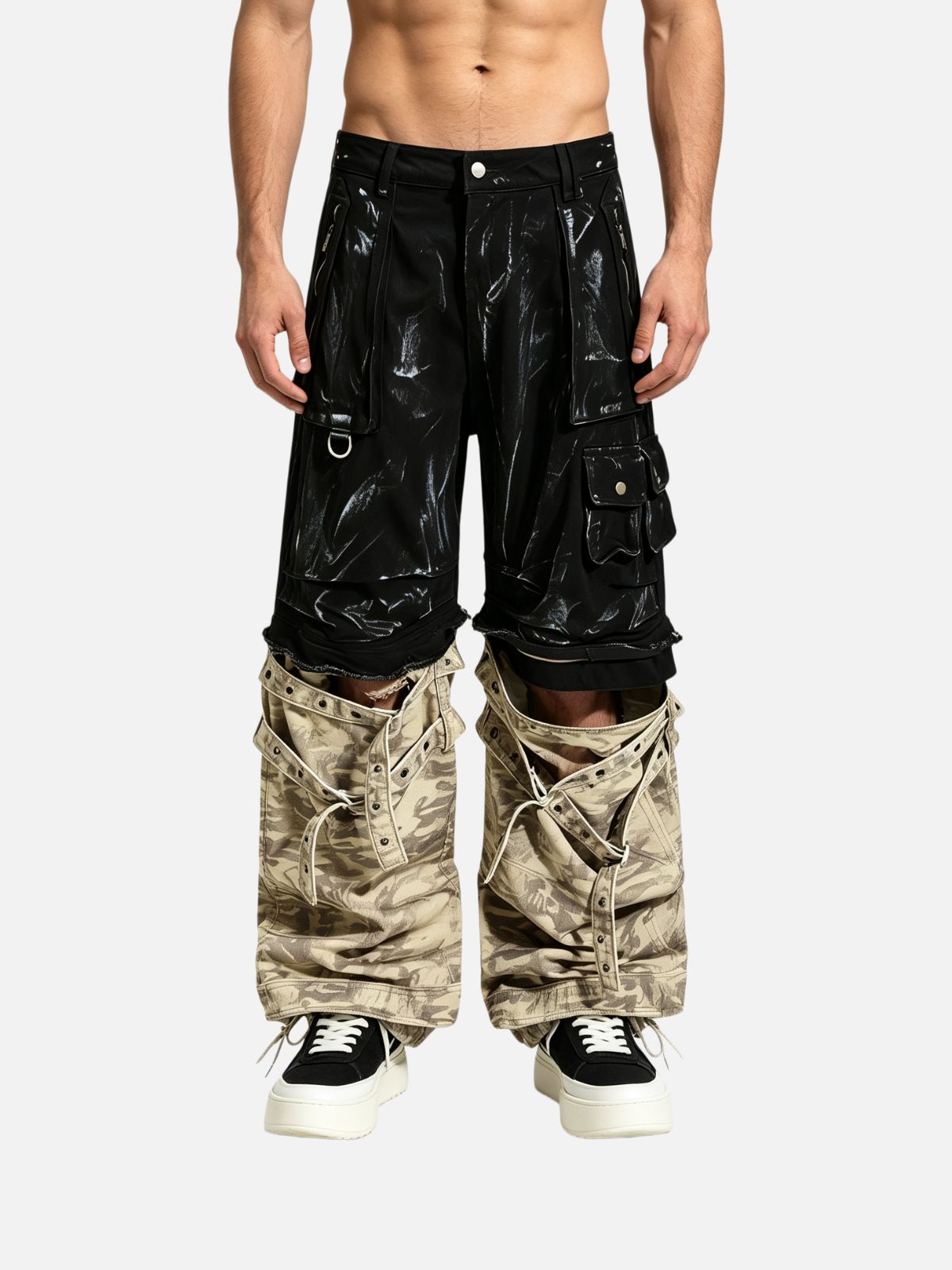Haaura Frayed Patchwork Camo Cargo Baggy Pants