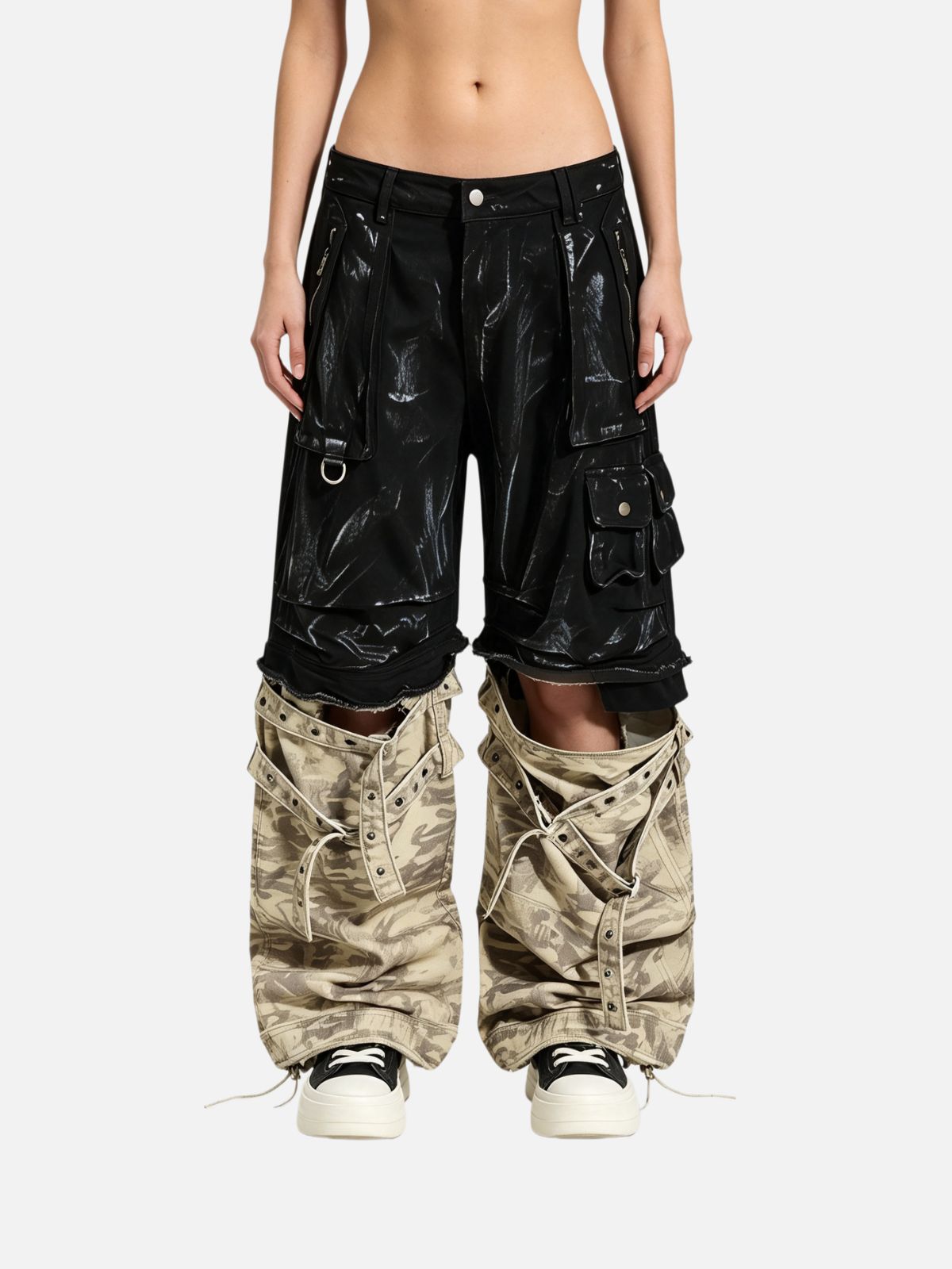 Haaura Frayed Patchwork Camo Cargo Baggy Pants