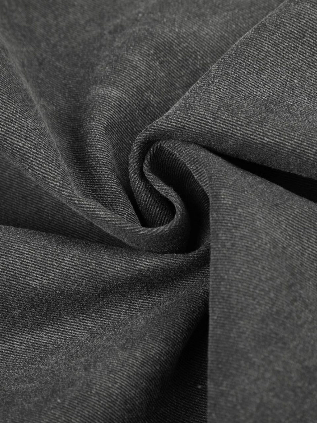 Haaura Contrast Collar Belted Jacket