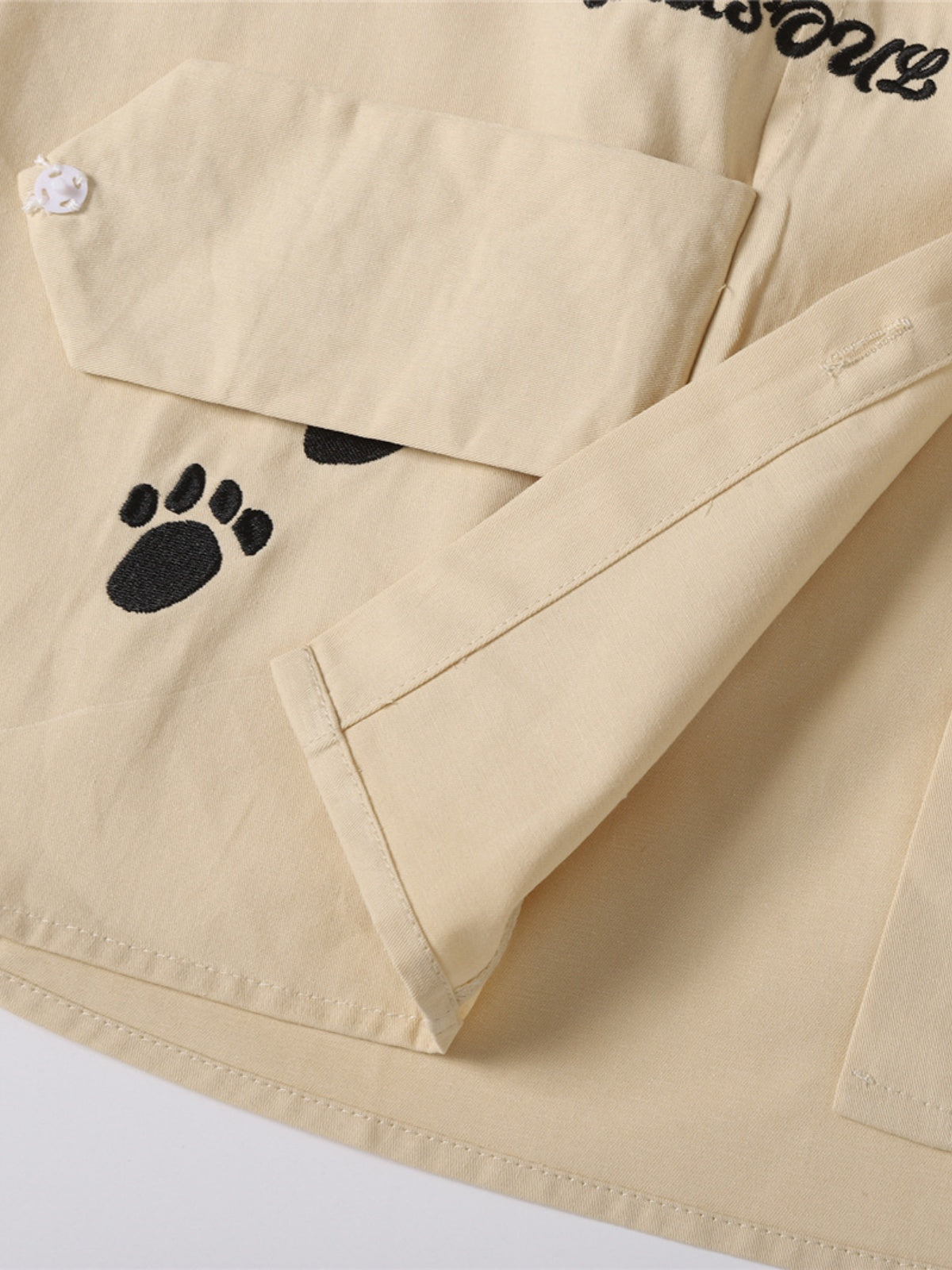 Haaura Vintage Dog Embroidered Contrast Collar Shirt
