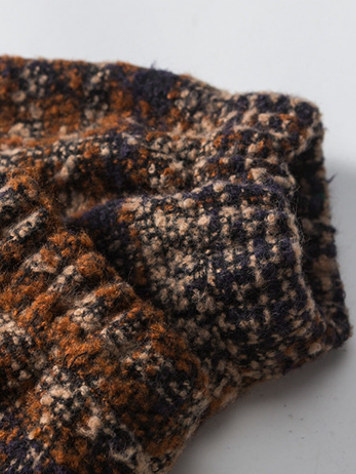 Haaura Plaid Hoodie