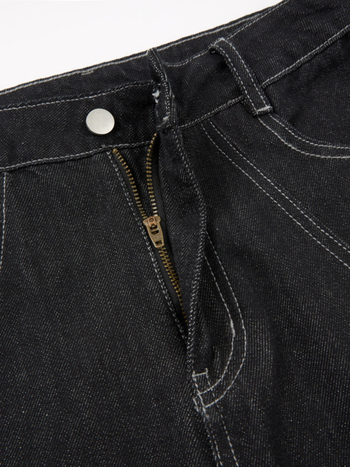 Haaura Contrast Stitch Baggy Barrel Jeans