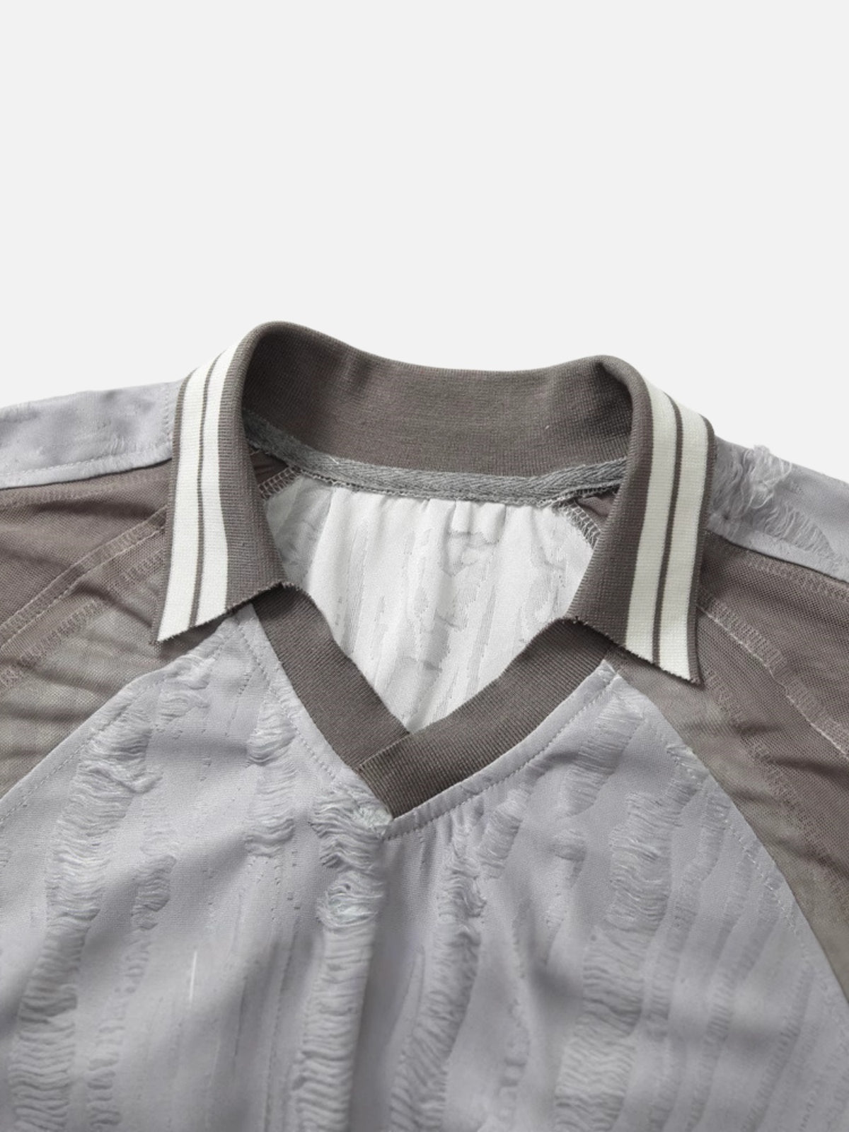Haaura Textured Raglan Sport Tee