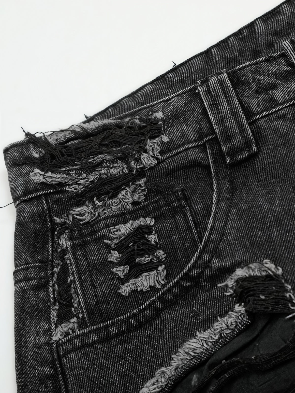 Haaura Wash Destructed Whiskering Baggy Jeans